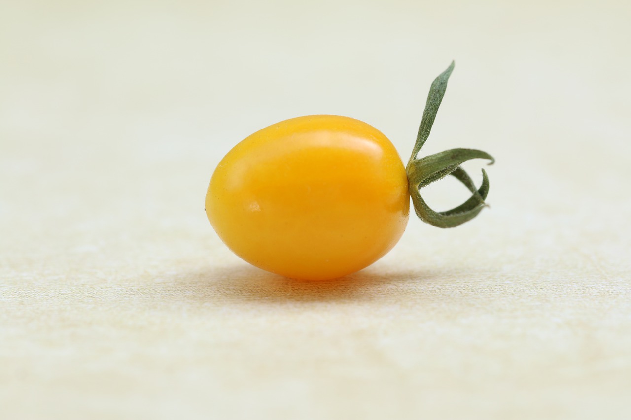gelbe tomate